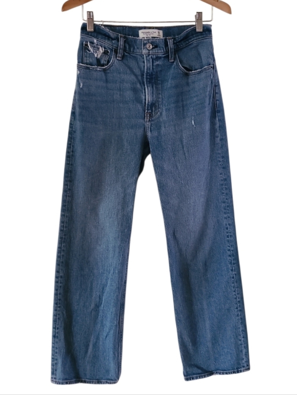 Abercrombie & Fitch The 90s Relaxed High Rise Jeans Lt Wash 26 Short - Picture 3 of 17